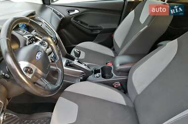 Хетчбек Ford Focus 2013 в 