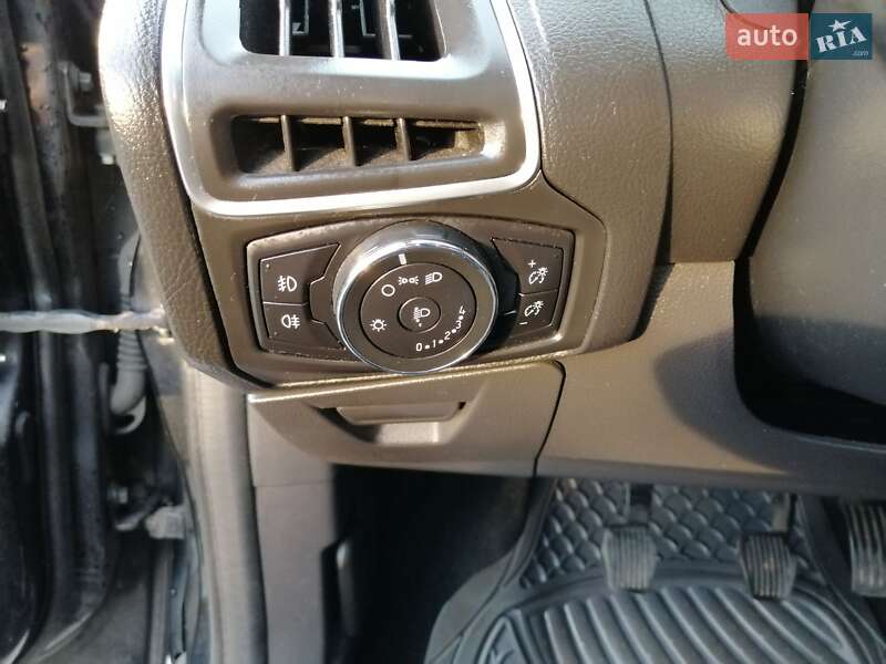 Хэтчбек Ford Focus 2013 в Ровно