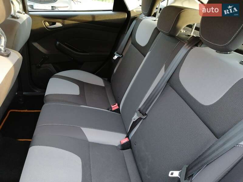 Хэтчбек Ford Focus 2013 в Ровно