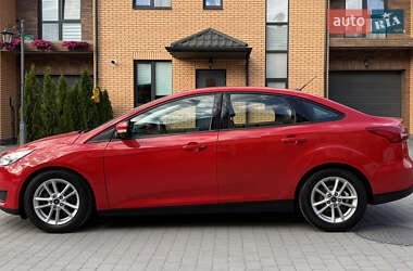 Седан Ford Focus 2016 в 