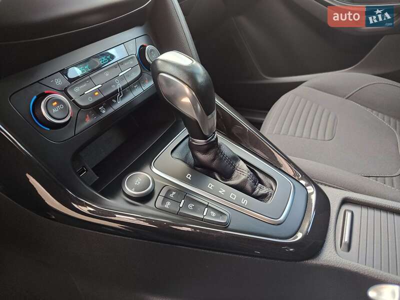 Универсал Ford Focus 2015 в Киеве