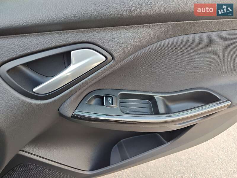 Универсал Ford Focus 2015 в Киеве