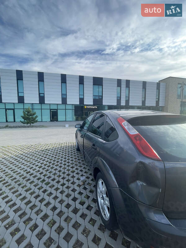Хетчбек Ford Focus 2004 в Хмельницькому