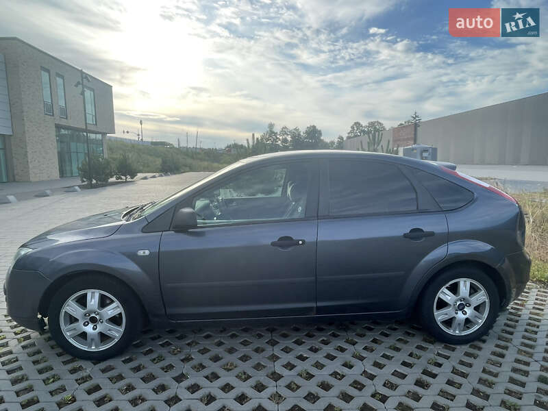 Хетчбек Ford Focus 2004 в Хмельницькому