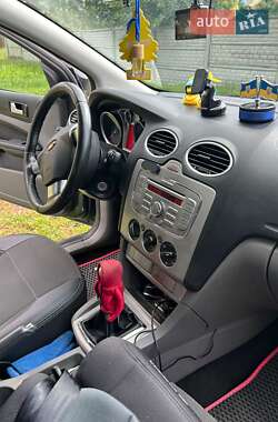 Хетчбек Ford Focus 2008 в 