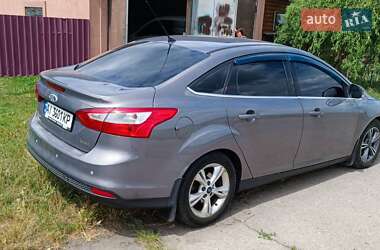 Седан Ford Focus 2012 в 