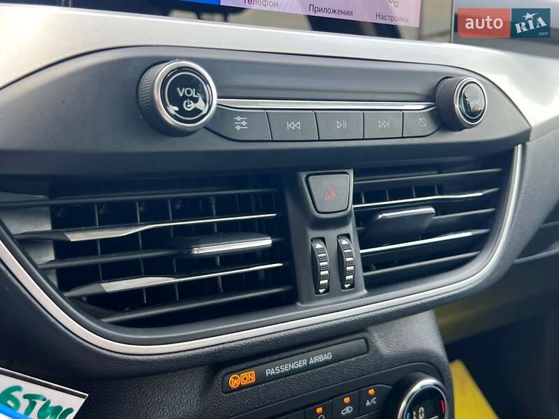 Хетчбек Ford Focus 2020 в Києві