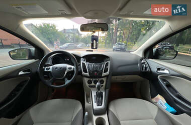 Седан Ford Focus 2013 в 