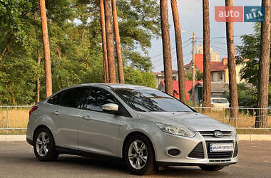 Седан Ford Focus 2013 в 