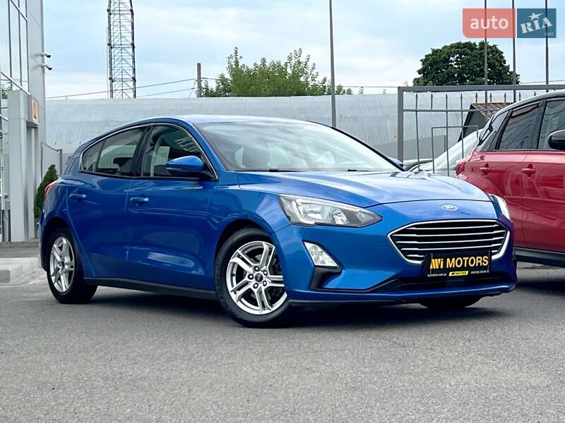 Хэтчбек Ford Focus 2019 в 