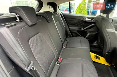 Хэтчбек Ford Focus 2019 в 