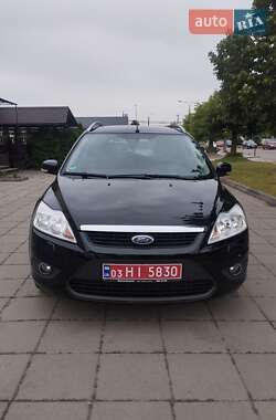 Универсал Ford Focus 2010 в 