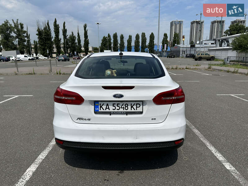 Седан Ford Focus 2016 в Києві