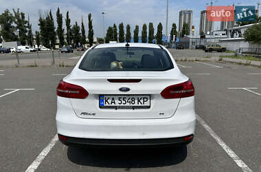 Седан Ford Focus 2016 в 