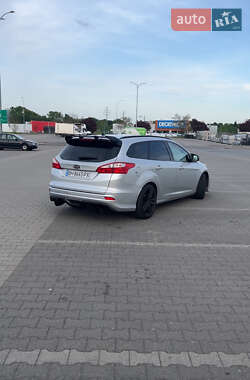 Универсал Ford Focus 2013 в 
