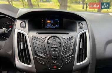Универсал Ford Focus 2013 в 