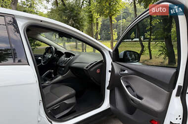 Универсал Ford Focus 2013 в 