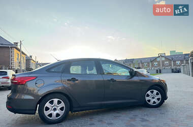 Седан Ford Focus 2016 в 