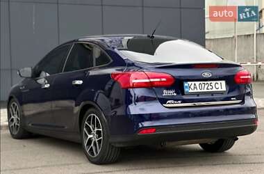 Седан Ford Focus 2017 в 
