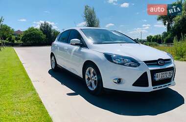 Хэтчбек Ford Focus 2013 в 