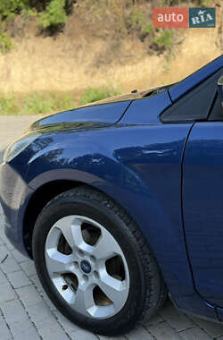 Универсал Ford Focus 2009 в 