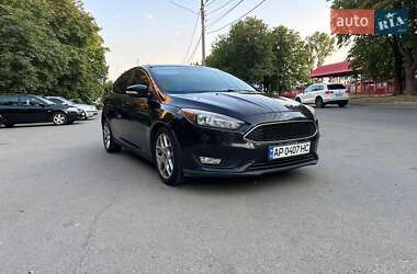 Хэтчбек Ford Focus 2015 в 