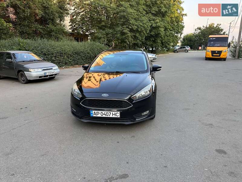 Хэтчбек Ford Focus 2015 в Полтаве
