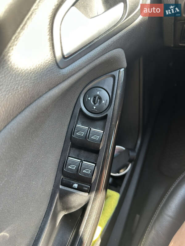 Хэтчбек Ford Focus 2016 в Броварах фото 22 Хэтчбек Ford Focus 2016 в Броварах