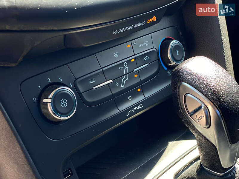 Седан Ford Focus 2016 в Києві