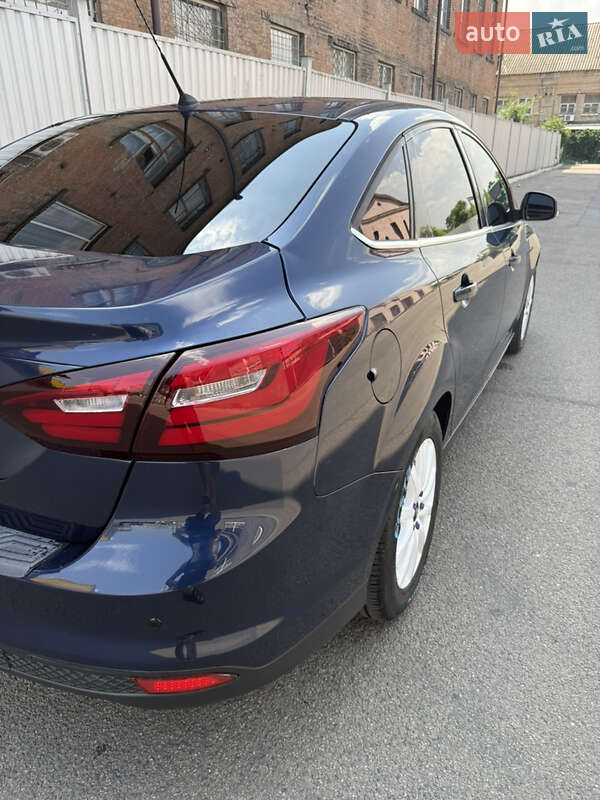 Седан Ford Focus 2012 в Днепре