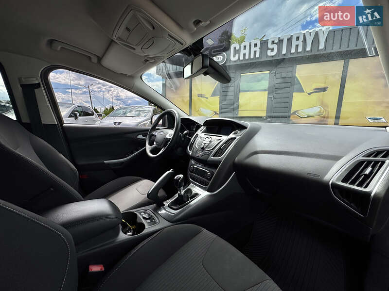 Хетчбек Ford Focus 2011 в Стрию