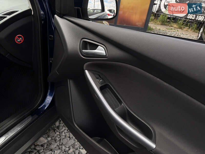 Хетчбек Ford Focus 2011 в Стрию