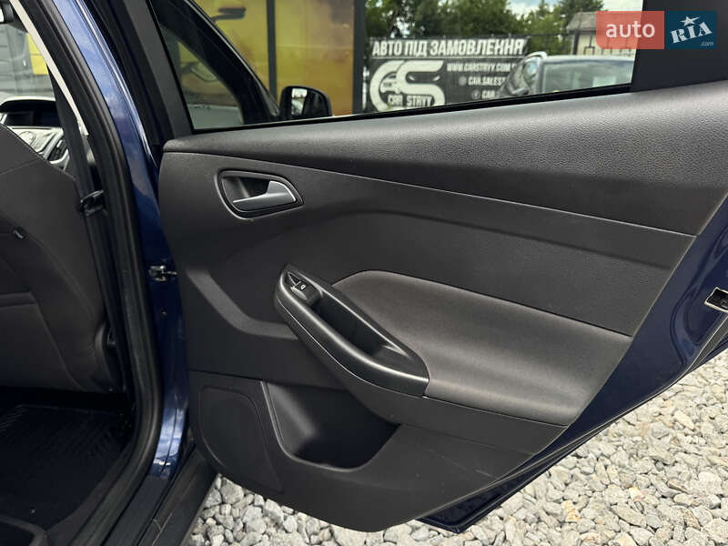 Хетчбек Ford Focus 2011 в Стрию
