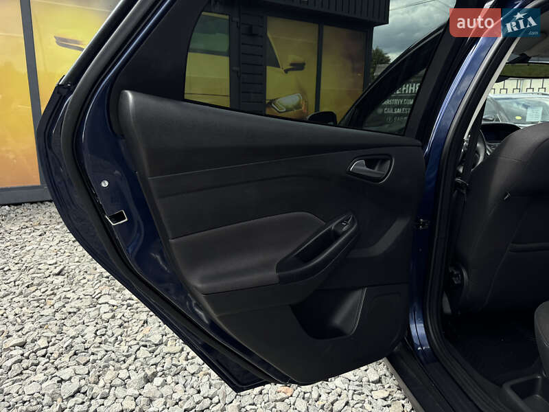 Хетчбек Ford Focus 2011 в Стрию