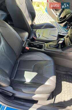 Седан Ford Focus 2015 в 