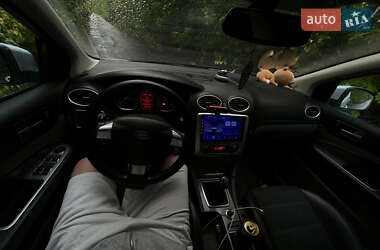 Хэтчбек Ford Focus 2008 в 