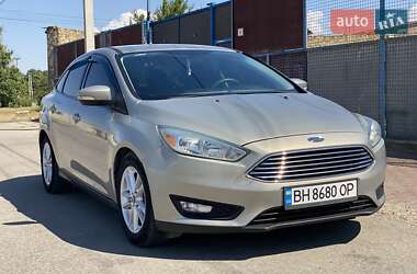 Седан Ford Focus 2015 в 