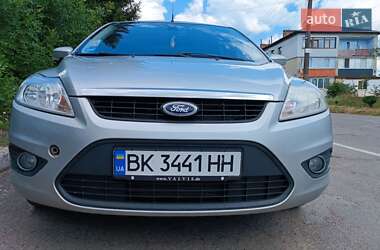 Универсал Ford Focus 2010 в 