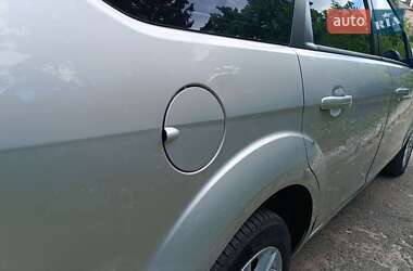 Универсал Ford Focus 2010 в 