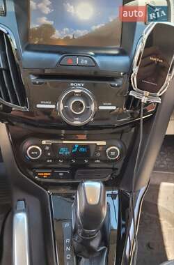 Хэтчбек Ford Focus 2013 в 
