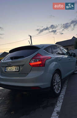 Хэтчбек Ford Focus 2013 в 
