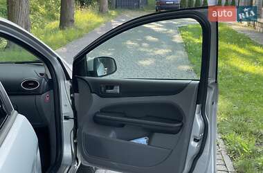 Универсал Ford Focus 2010 в 