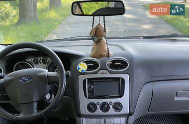 Универсал Ford Focus 2010 в 