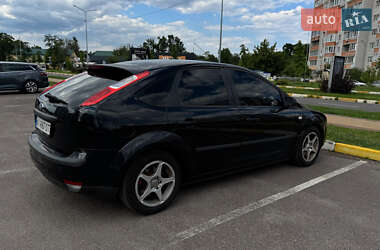 Хэтчбек Ford Focus 2005 в 