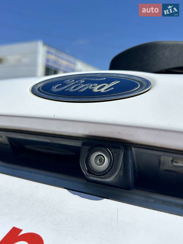 Хетчбек Ford Focus 2016 в Сумах
