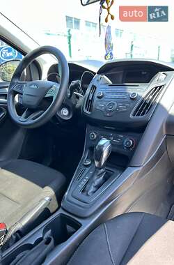 Хэтчбек Ford Focus 2016 в 