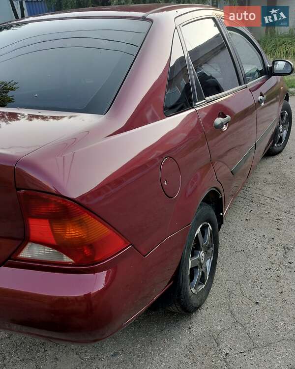 Седан Ford Focus 2001 в Смеле фото 3 Седан Ford Focus 2001 в Смеле