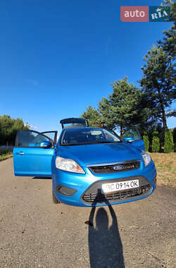 Хэтчбек Ford Focus 2007 в 