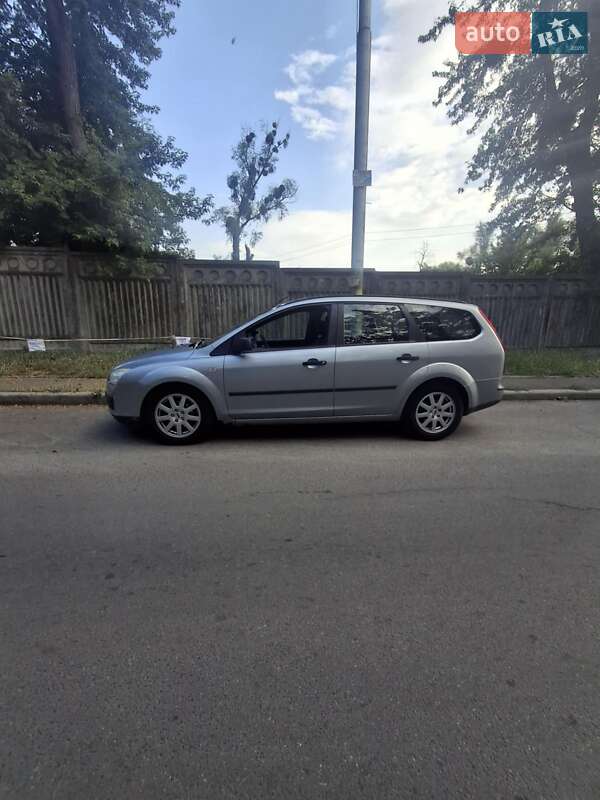 Універсал Ford Focus 2004 в Києві