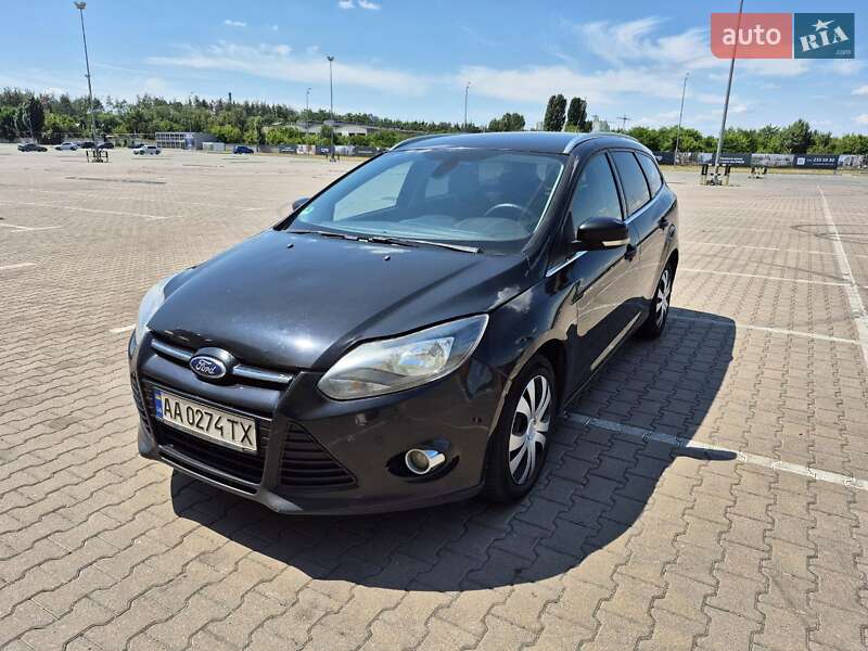 Универсал Ford Focus 2012 в 